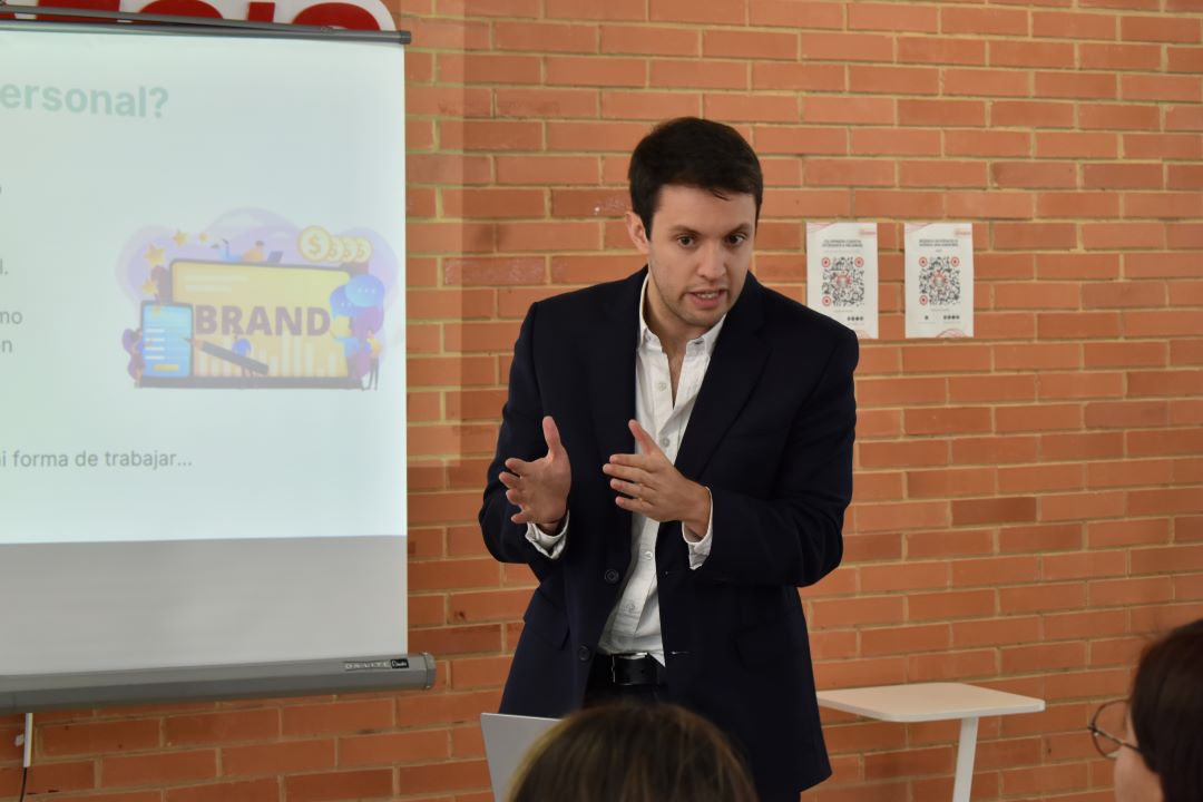 ¡Activa tu potencial! “Cómo crear una marca personal en Linkedln”