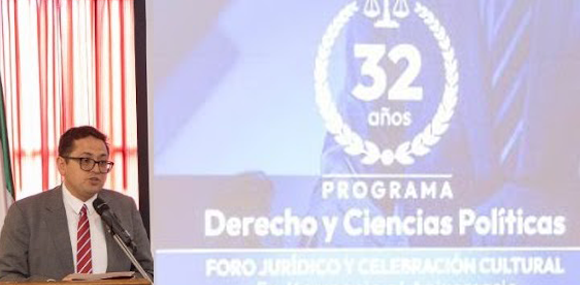 Formar para servir: 32 años fomentando el pensamiento jurídico y promoviendo la justicia