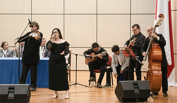 serenata acto académico 46 años